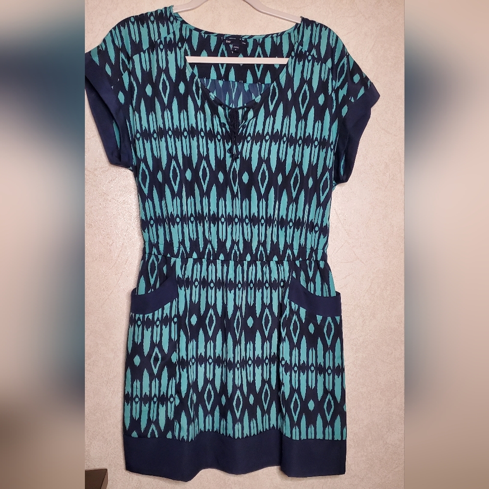 GAP Teal and Black Patterned Top Size:M